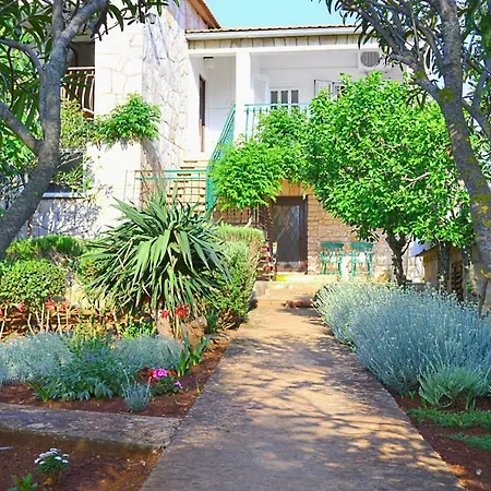 Apartment Basina Vrbanj